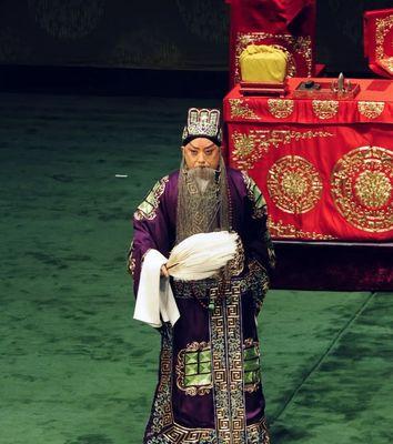 《不朽之境——许仙司马懿的铭文出装攻略》（掌握关键属性提升胜率操控）